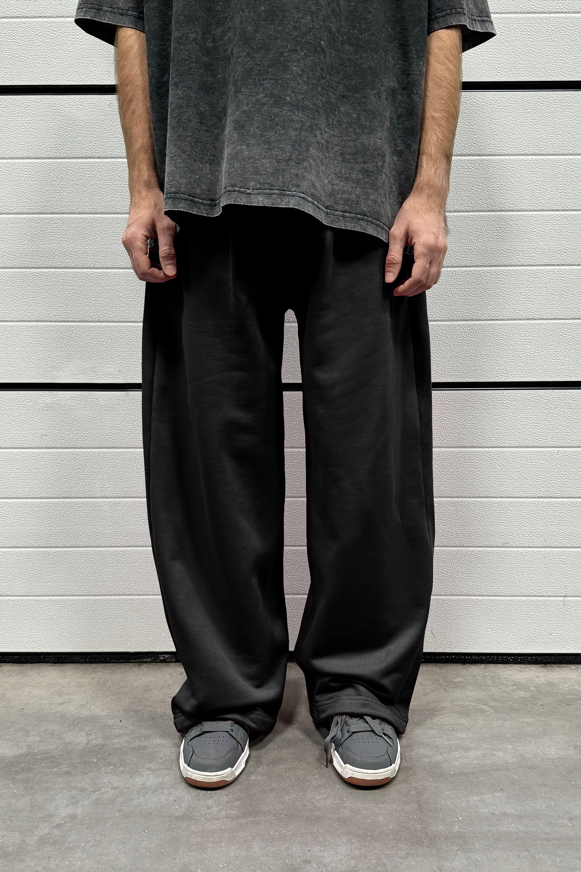 BUBBLE black sweatpants